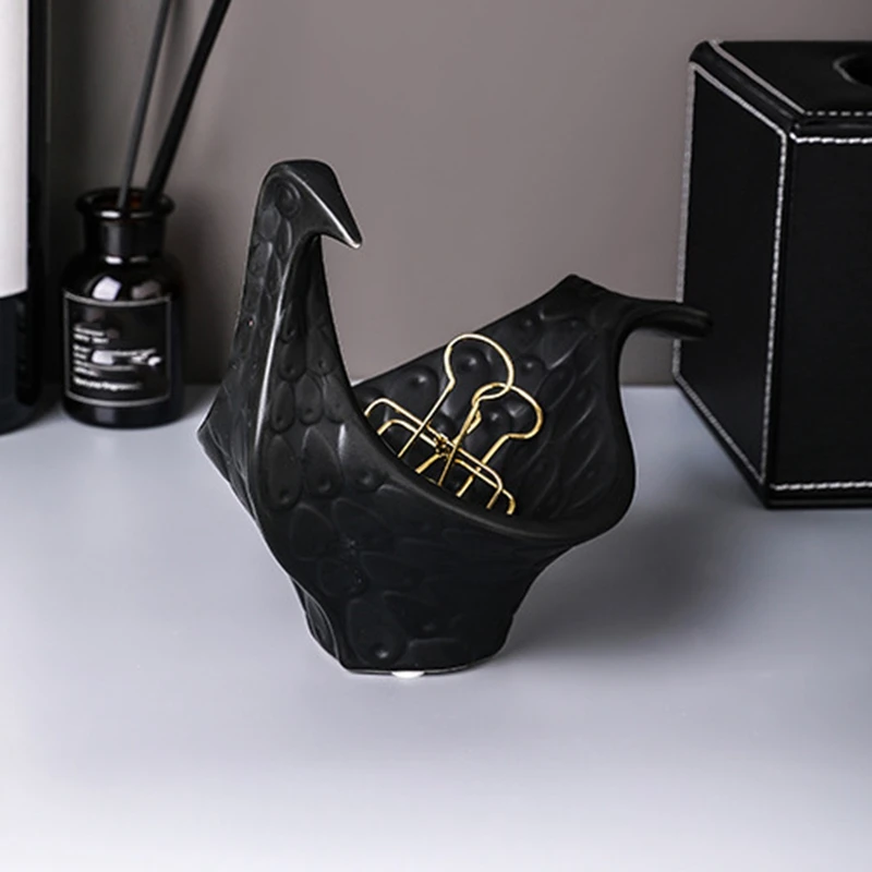 Керамическая чаша для хранения ювелирных изделий