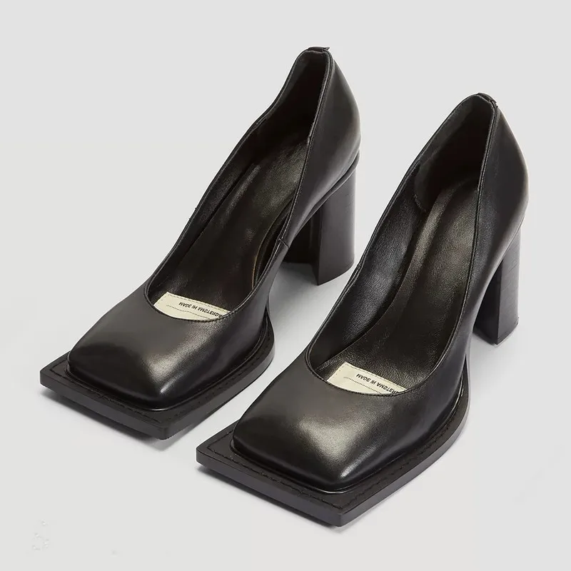 

Туфли женские на каблуке 34-40, 8 см, из микрофибры