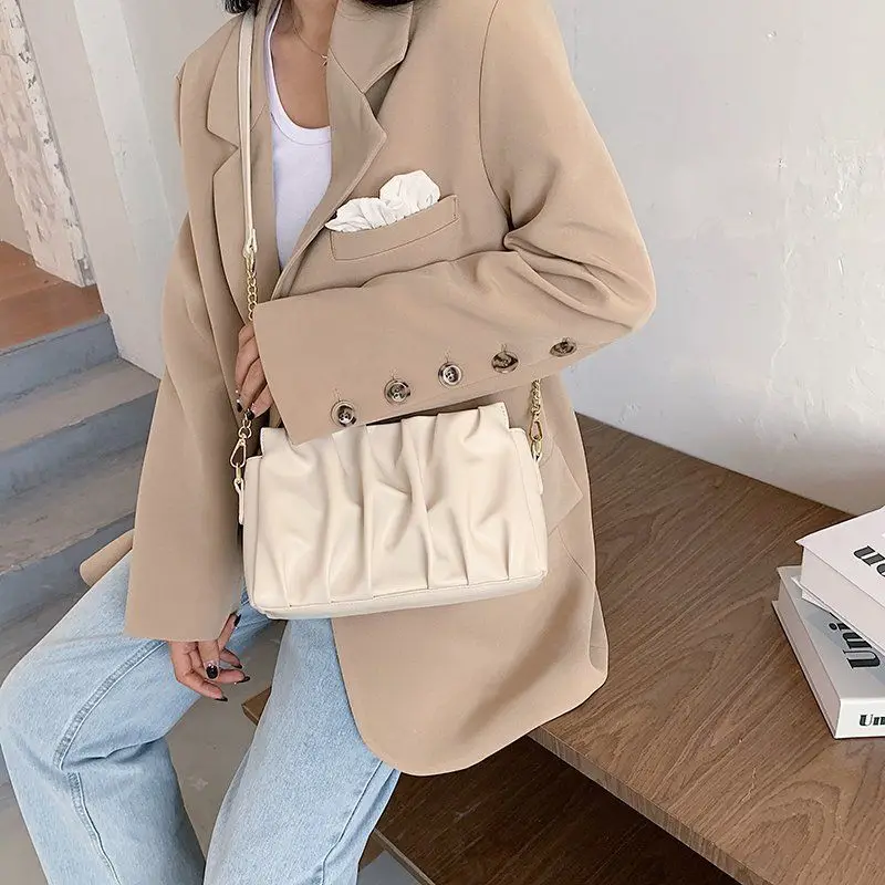 

Folding Designer Pu Leather Shoulder Bag With Pleats For Women 2020 Solid Color Tote Messenger Bag Trends Women'S Brand Handbags