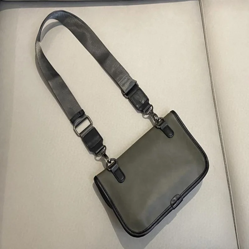Japanese Style Men's Messenger Bag 2023 New Men's and Women's Fashion Shoulder Small Bag Versatile Simple Ins Casual Crossbody B