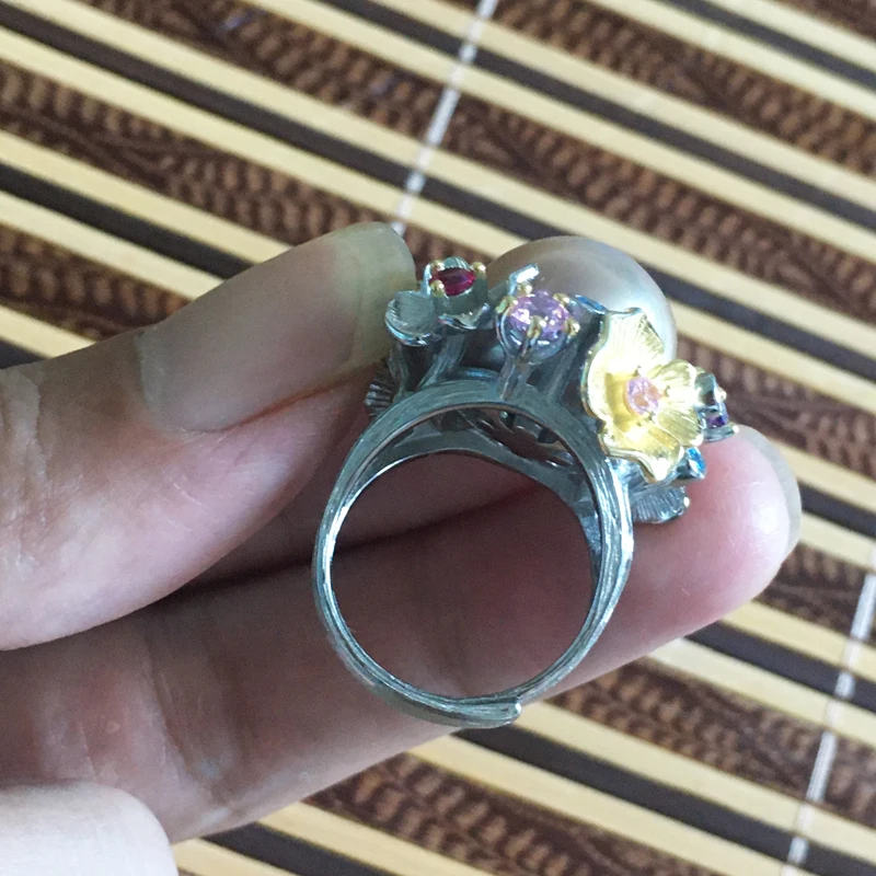 Женское кольцо из серебра 925 пробы с натуральным пресноводным барочным жемчугом