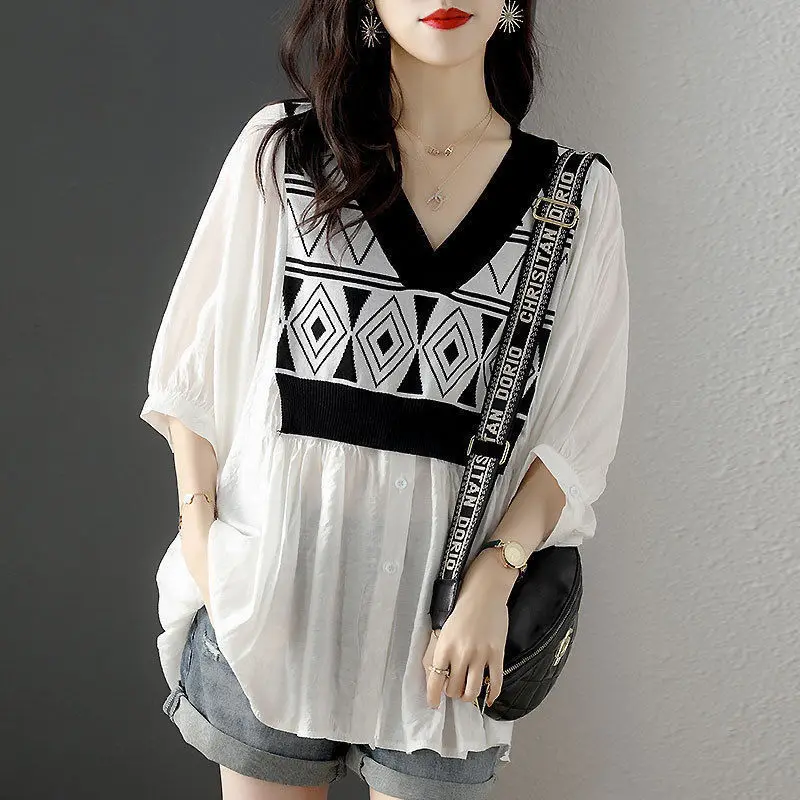2022 fashion new loose temperament v-neck shirt women's fake two-piece chiffon five-point sleeve all-match top