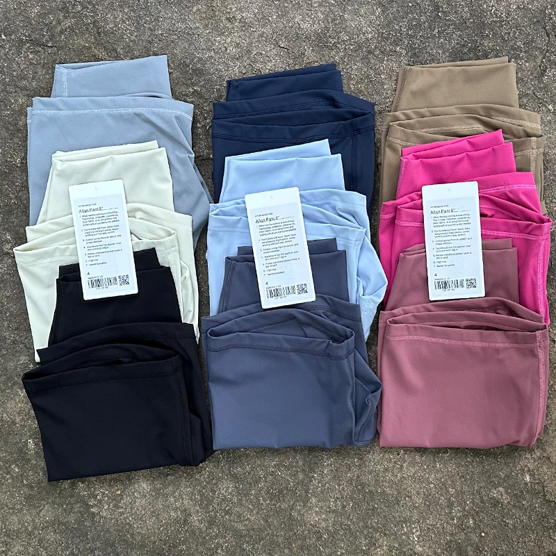 Luluwomen Sports Yoga Shorts High Waist Tight Hip Lift Fitness Running High Quality Nylon Quick Drying Breathable Shorts