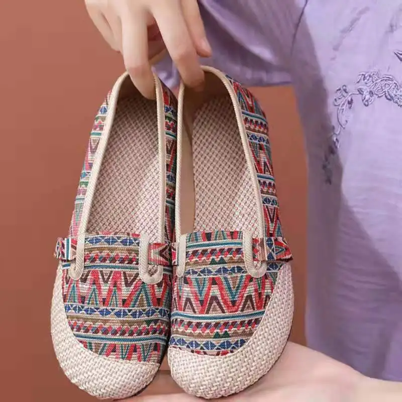 

New fashion old Beijing cloth shoes women's ethnic style shallow mouth slip-on flat shoes retro casual shoes