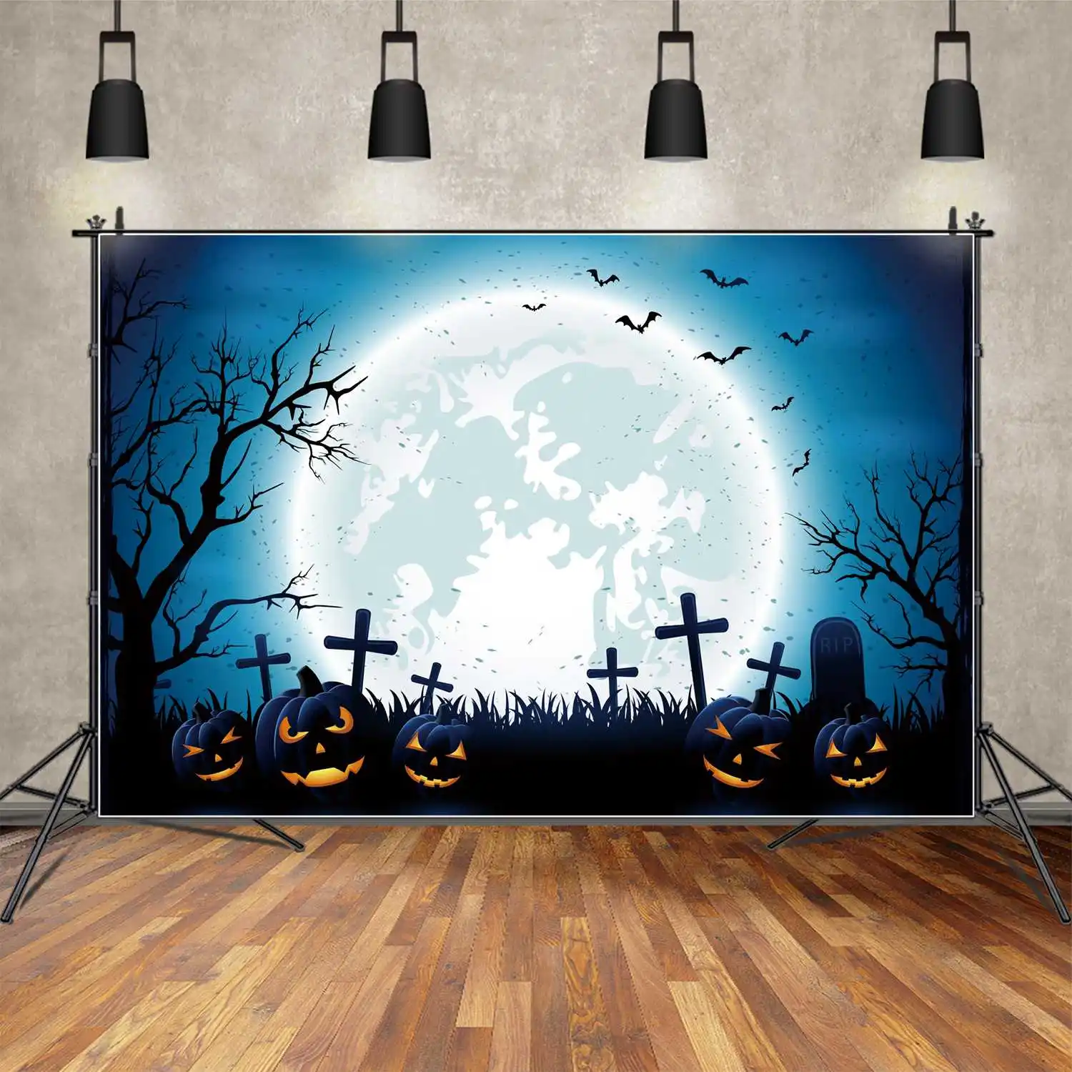 

Задний фон MOON.QG для Хэллоуина, голубая, белая луна, искусственная стена, реквизит, фон, надгробие, трава, дерево, тени, тыква, фонарь, фотобудка