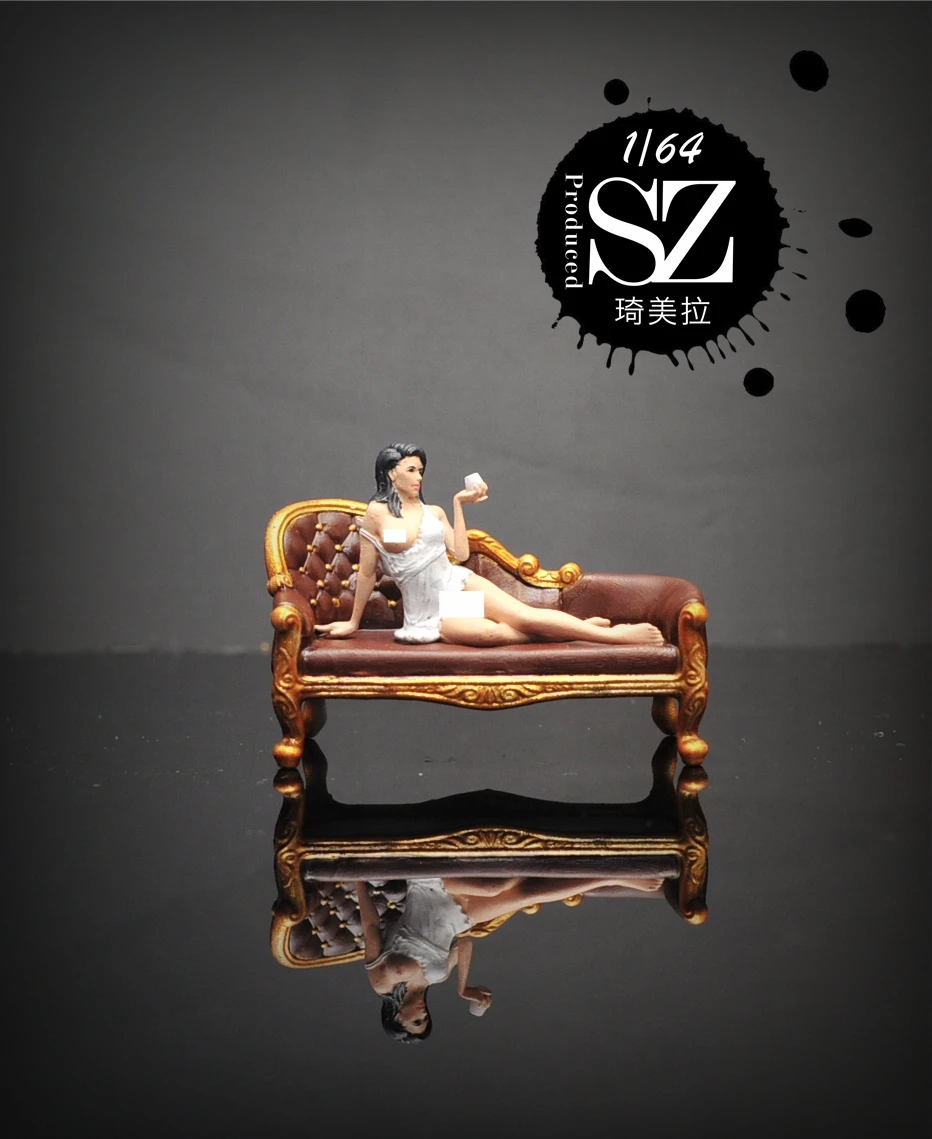 

1/64 1/43 puppet model sexy sofa female micro landscape shooting props car model puppet decoration