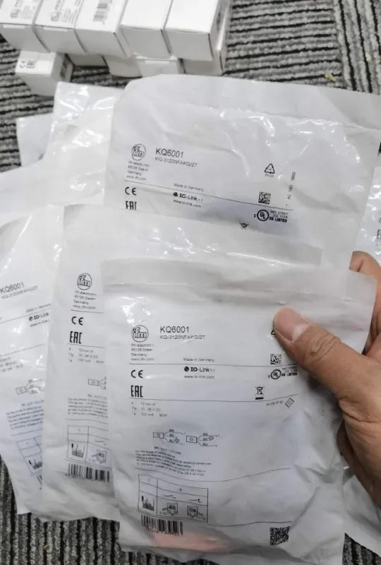 Оригинальная фактическая цена IFM KQ6001 KQ6002 KQ6004 KQ6006 датчик уровня жидкости на складе