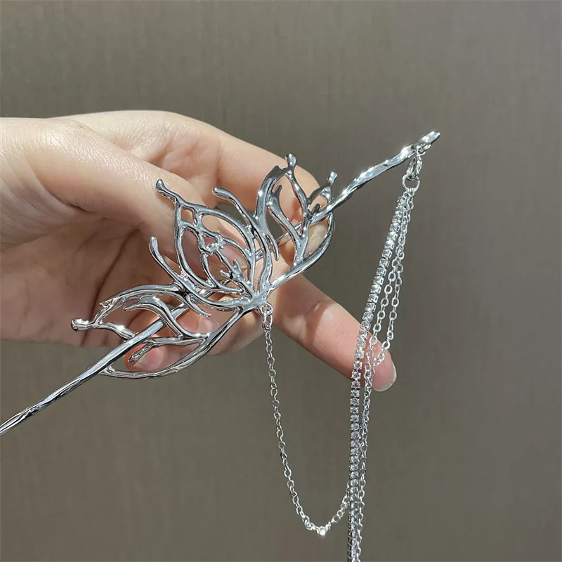 

Серебряная заколка с кисточкой лотоса, нишевая металлическая заколка в китайском стиле, волшебная крутая темная заколка для волос в национ...