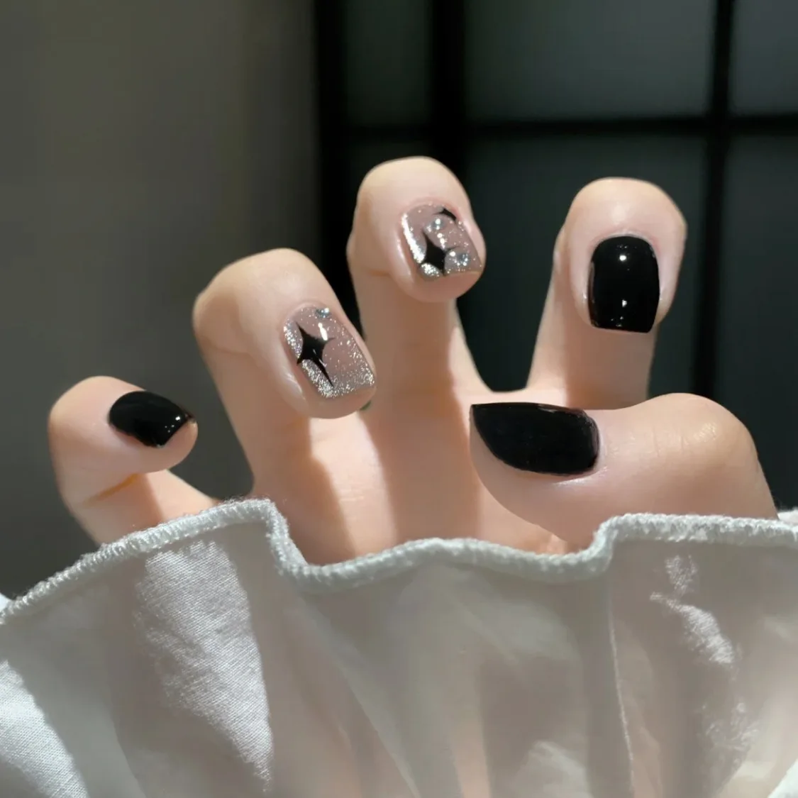 

24 Pieces/box Sexy Black Star Spar Ballet Can Wear False Nails Pressed on The Square Head Full Set of Removable Finished Nails