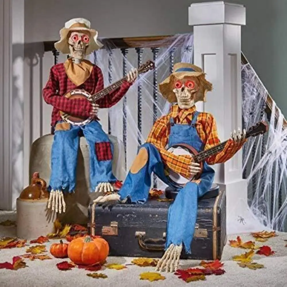 

PP Dueling Banjo Skeletons Animated Luminescent Rock Singer Skeleton Figurines Latest Horror Night Halloween Skeleton Sculpture