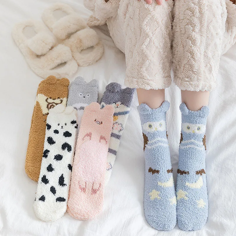 Alphabet-wool socks women's mid-tube socks thickened to keep you warm Cute socks