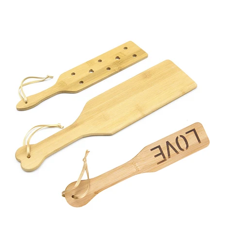 Jinsiy aloqa paytida yalangoch Rihanna