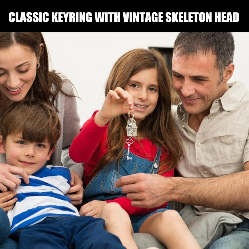 Стильный брелок с головкой-скелетом изящный в форме сердца для любителей моды