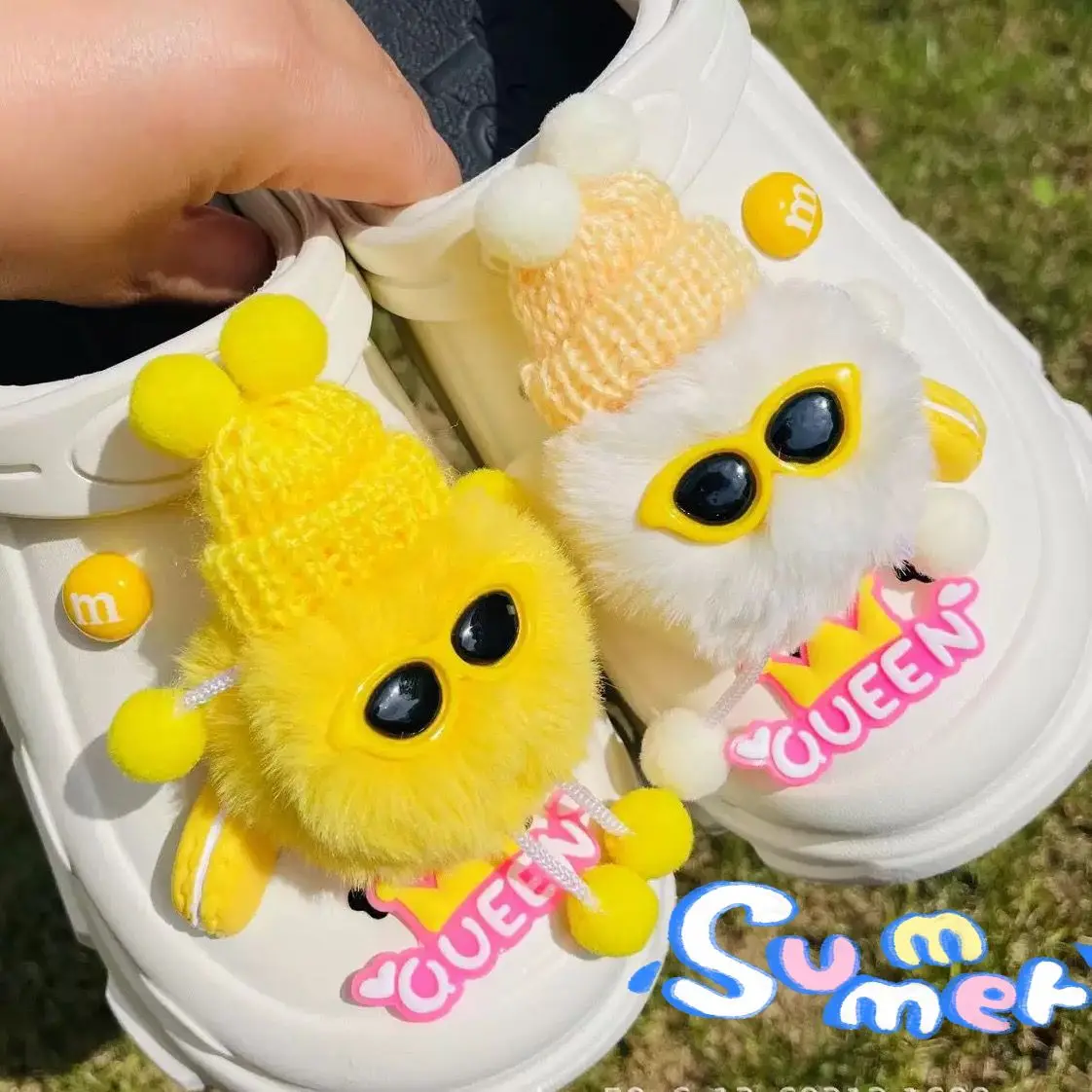 Ful Hair Ball Series Croc Charms Pack Ins Popular Adornment For Clogs Sandals Cute Kids Boys Girls Gifts Lovely Accessories