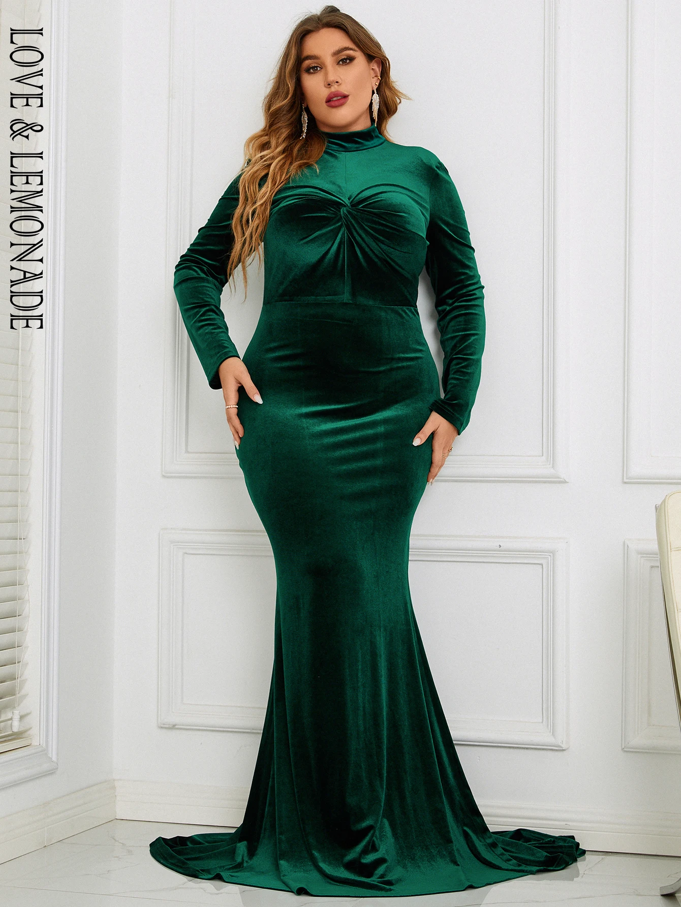 

LOVE&LEMONADE Plus Size Sexy Green Stand Collar Long Sleeve Tunic Fishtail Mop Party Is Super Long Maxi Dresses LM84772-APLUS