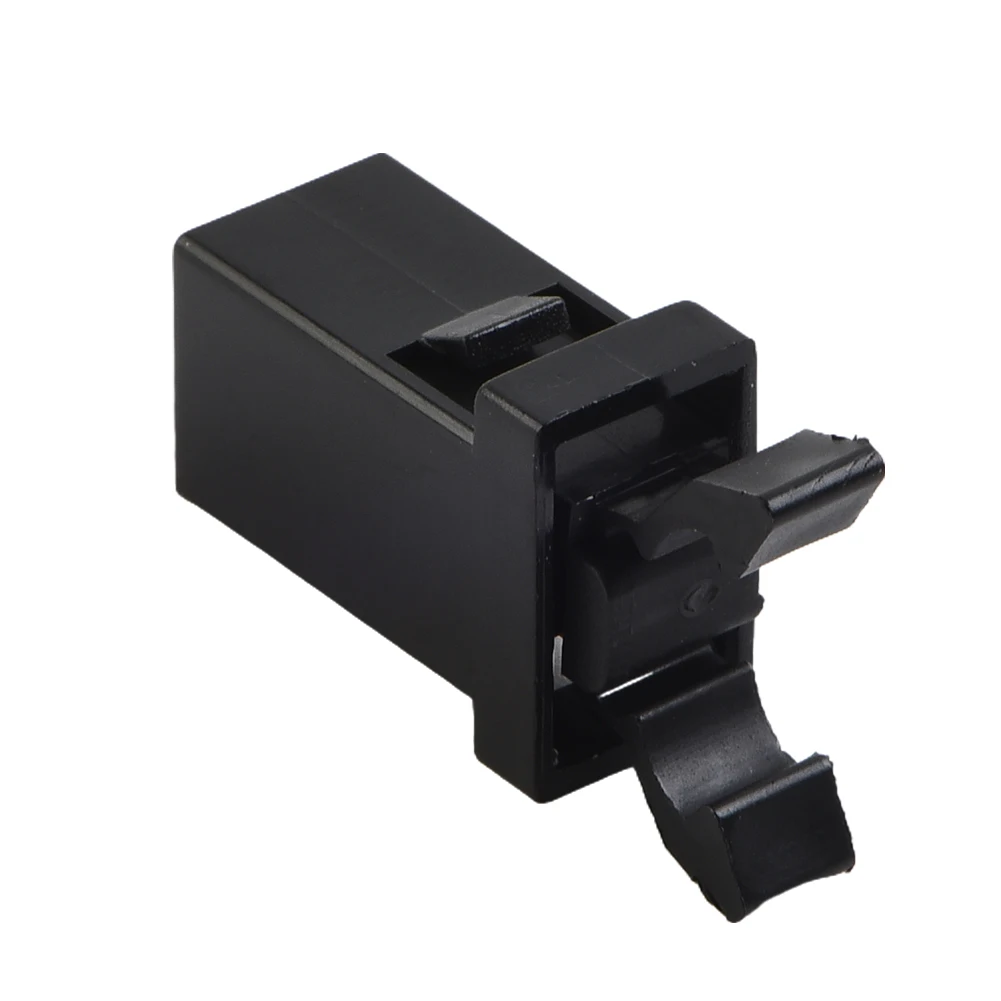 

100% New High Quality Use Range: Vehicle Ashtray Console Latch Safe Toilet 1PC Black Vehicle Ashtray Trash Can