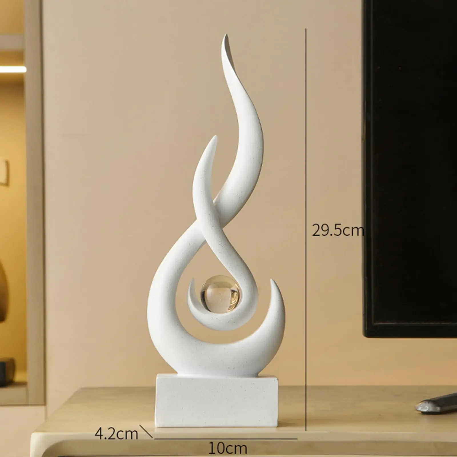 

Абстрактная огненная статуэтка из полимера