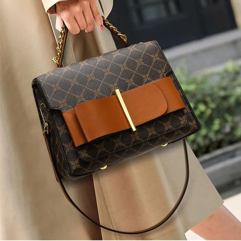 

Женская сумка через плечо, с цепочкой и принтом