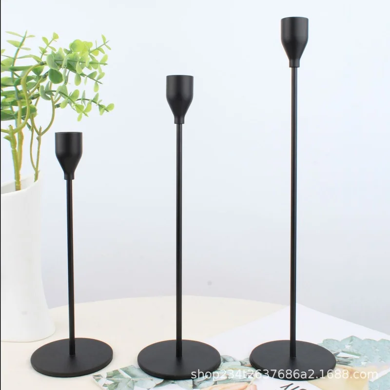 

3 Pcs/ Set European Metal Candle Holder Simple Golden Wedding Decoration Bar Party Living Room Decoration Home Decoration