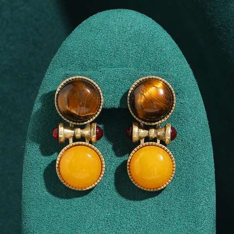 Золотые серьги-гвоздики LOVE GREEN LIVE GREEN с тигром глазом