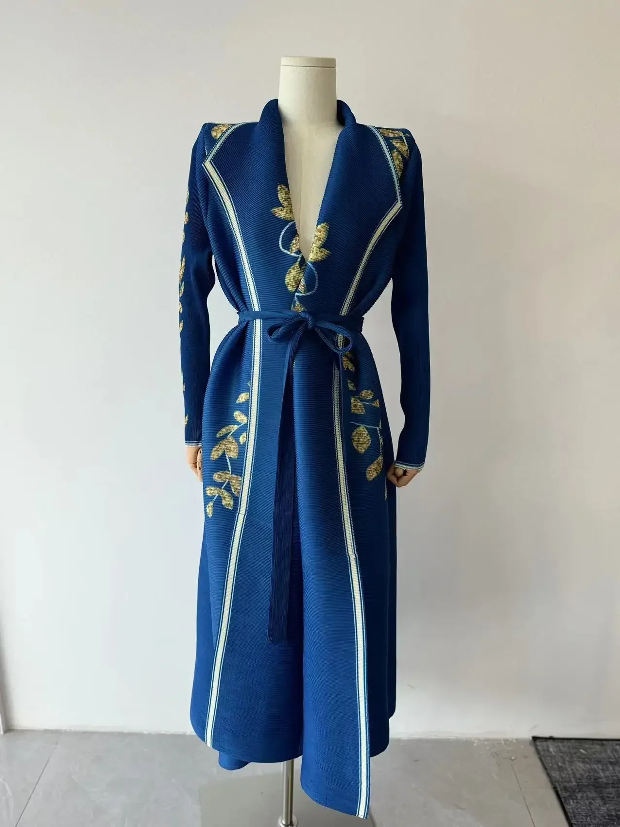 Женское длинное плиссированное платье с принтом