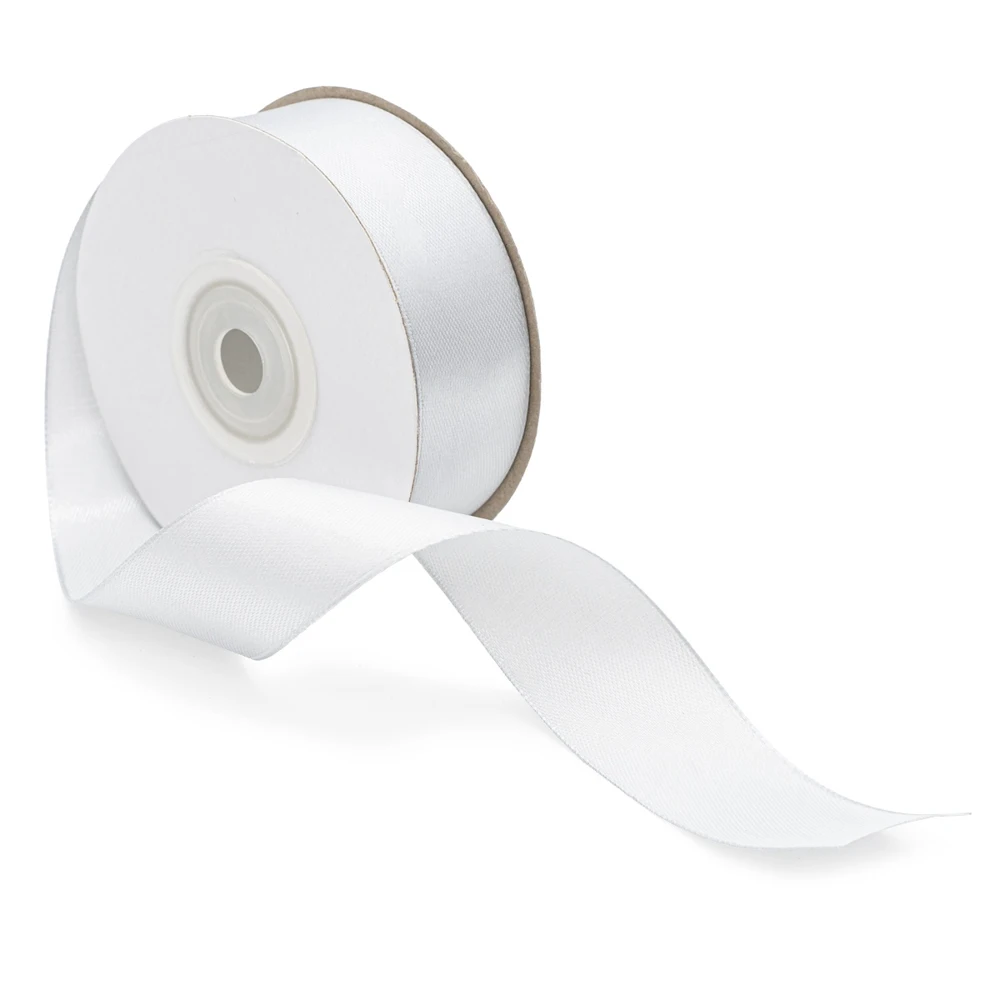 Лента атласная 2 5см х22 86м (аналог 411007) (149 светло-серый) 22.86 м |