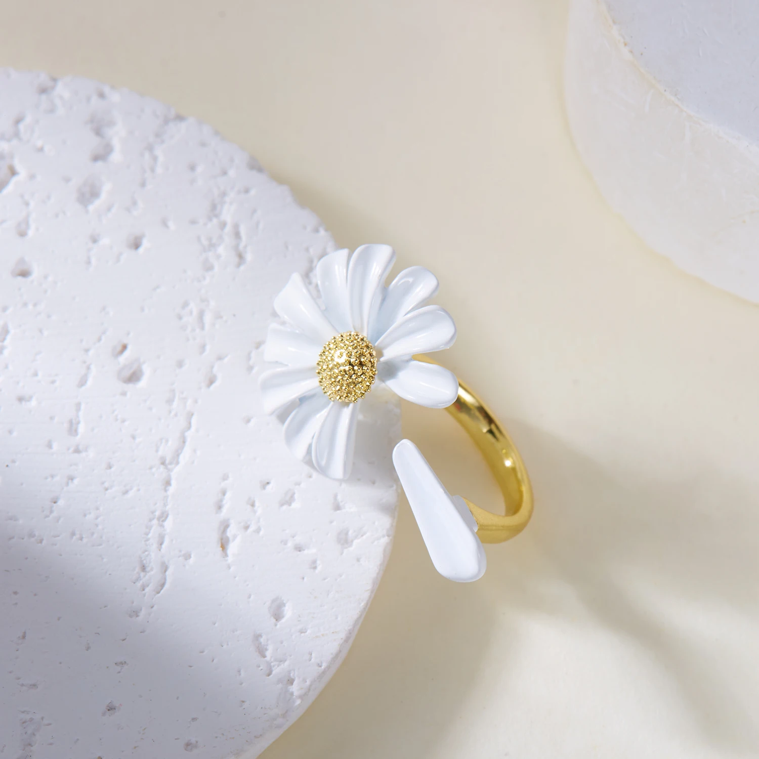 Женское кольцо в корейском стиле