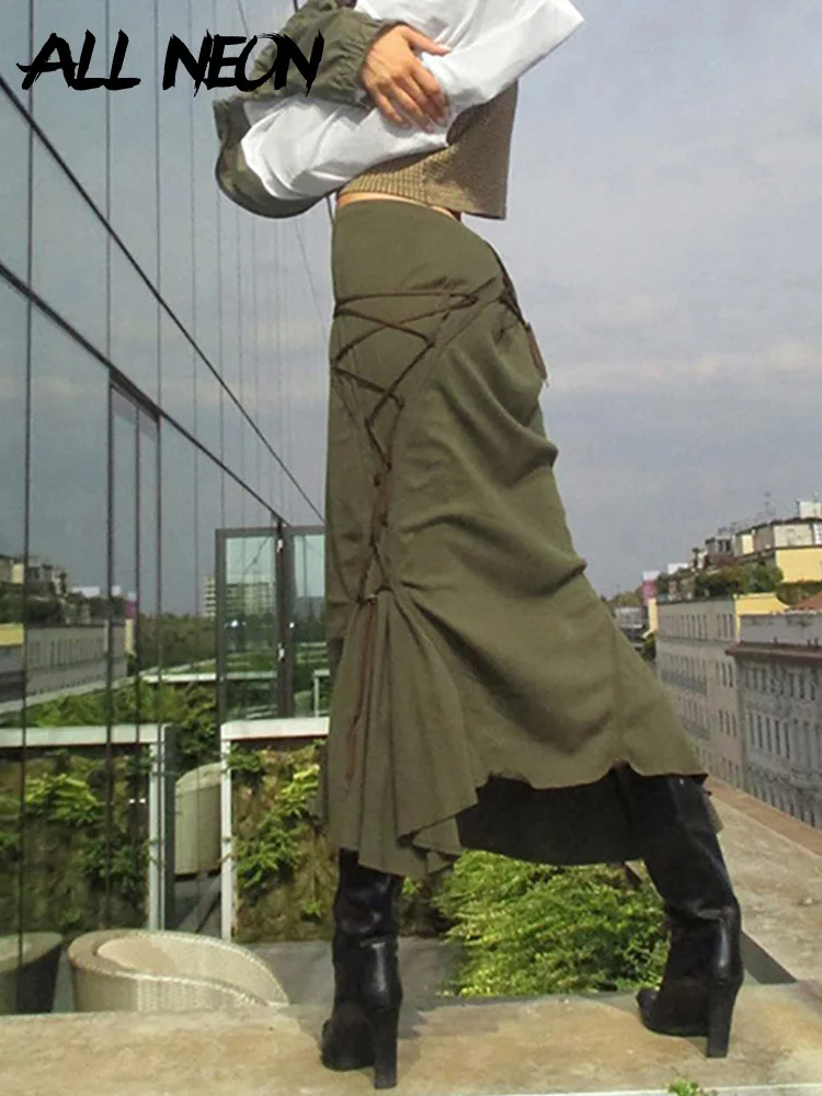 

Юбка-макси трапециевидная с заниженной талией и рюшами