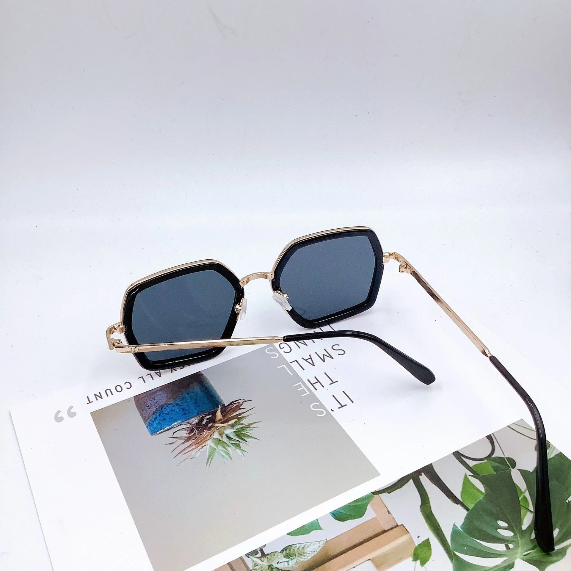 

polygonal Fashionable metal sun frame visor travel anti-ultraviolet children's sunglasses