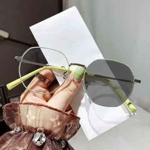 Новые фотохромные очки INS, уличные легкие Меняющие цвет очки, роскошный дизайн, модные фотохромные очки