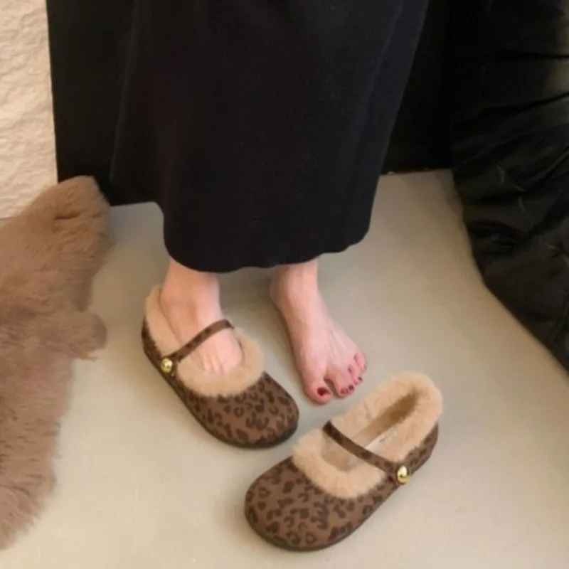 2024 новые женские туфли на плоской подошве с квадратным носком теплые плюшевые