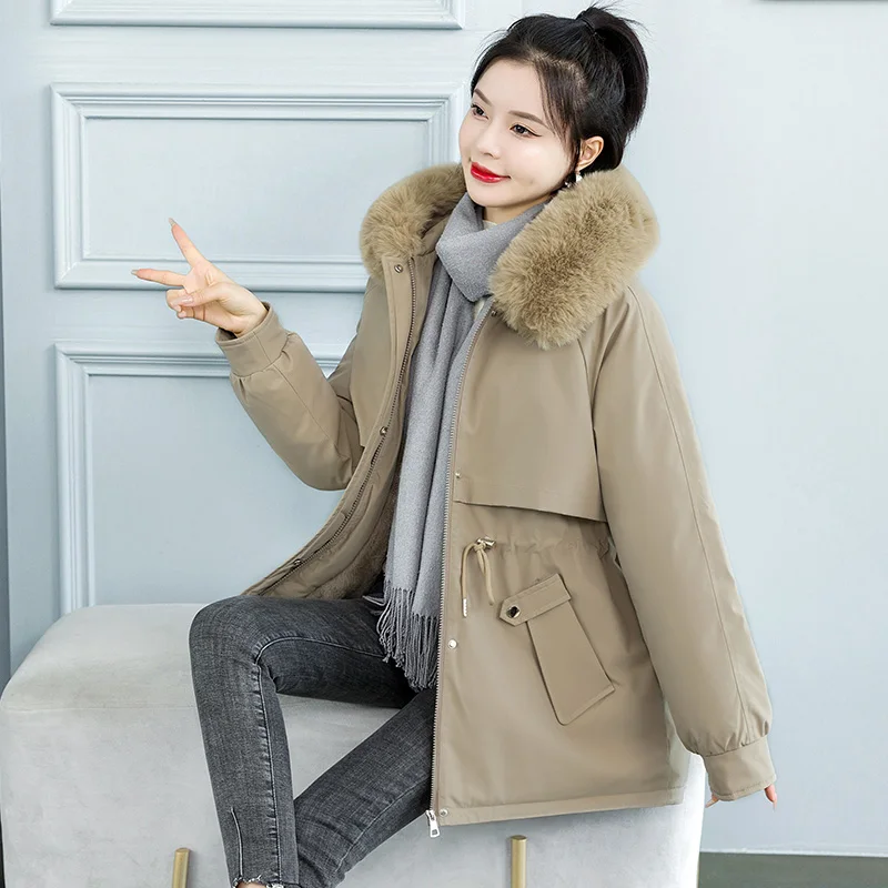 2022 winter new style has plush plush thickened cotton coat with wool inside, loose style to overcome women's cotton coat