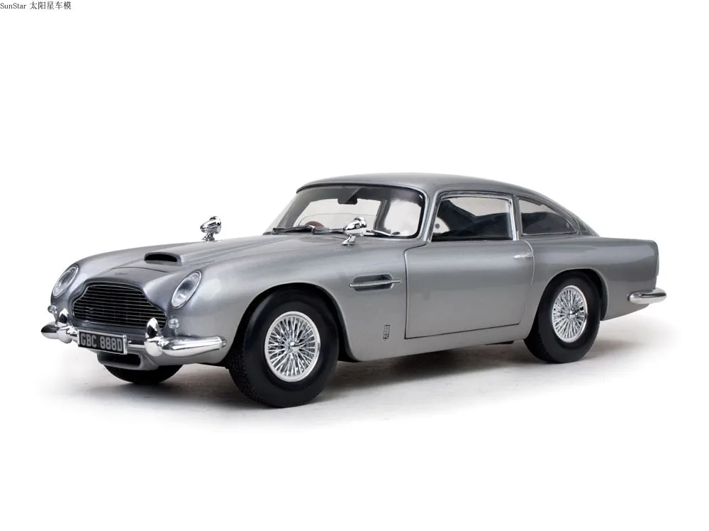 

SunStar 1:18 1963 ASTON MARTIN DB5 Classic Cars Limited Edition Metal Static Car Model Toy Gift