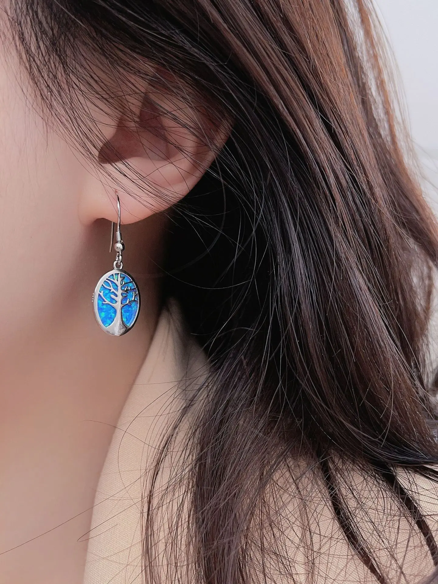 Лидер продаж 2023, серебро 925 пробы в Европе и Америке, женские серьги с эффектом иллюзии нового цвета Aubao, изысканные серьги в форме синего дерева