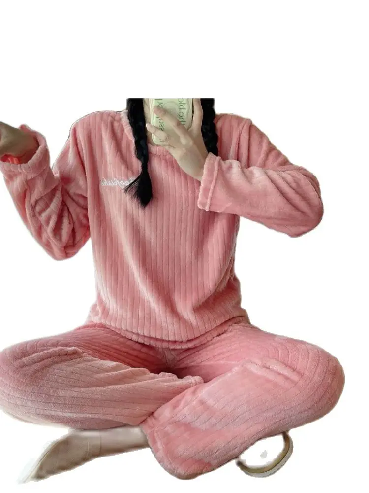 Free Shipping Winter Flannel Pajamas for Women Students Cute Plus Velvet Thicken Loose Sleepwear Set Coral Velvet Home Clothes