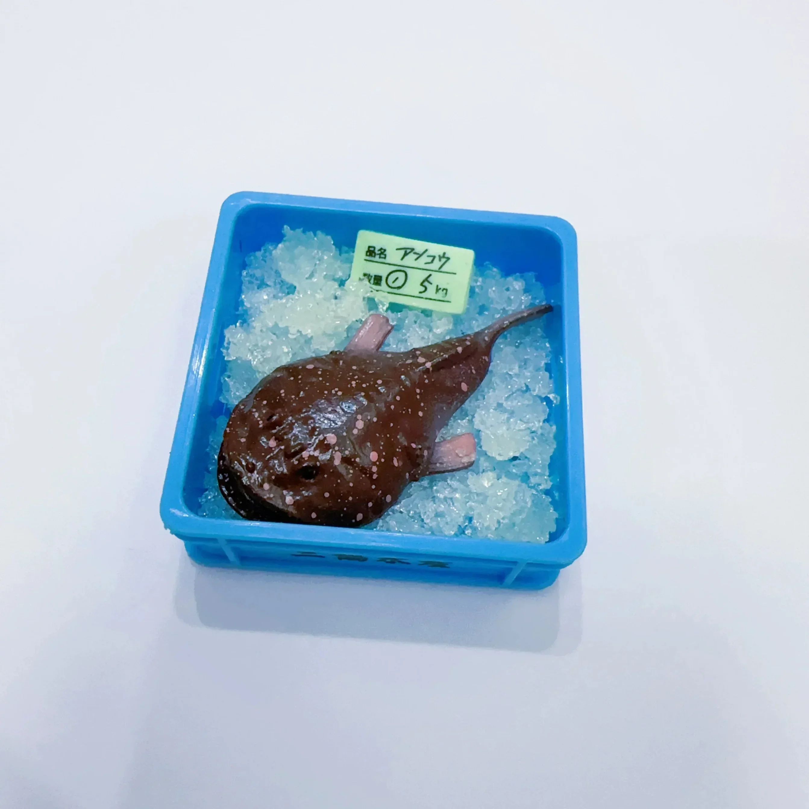 Капсульная игрушка еда рынок корзина морепродукты рыба потерятель краба