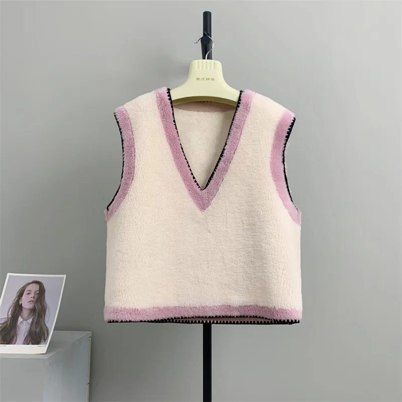 

genuine Xiaohua same style shell side Vneck full lamb wool sheep sheared fur coat vest women new young