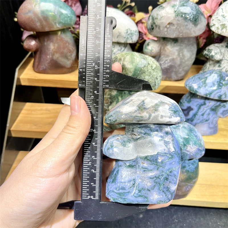 Бриллиантовые грибы из кристалла