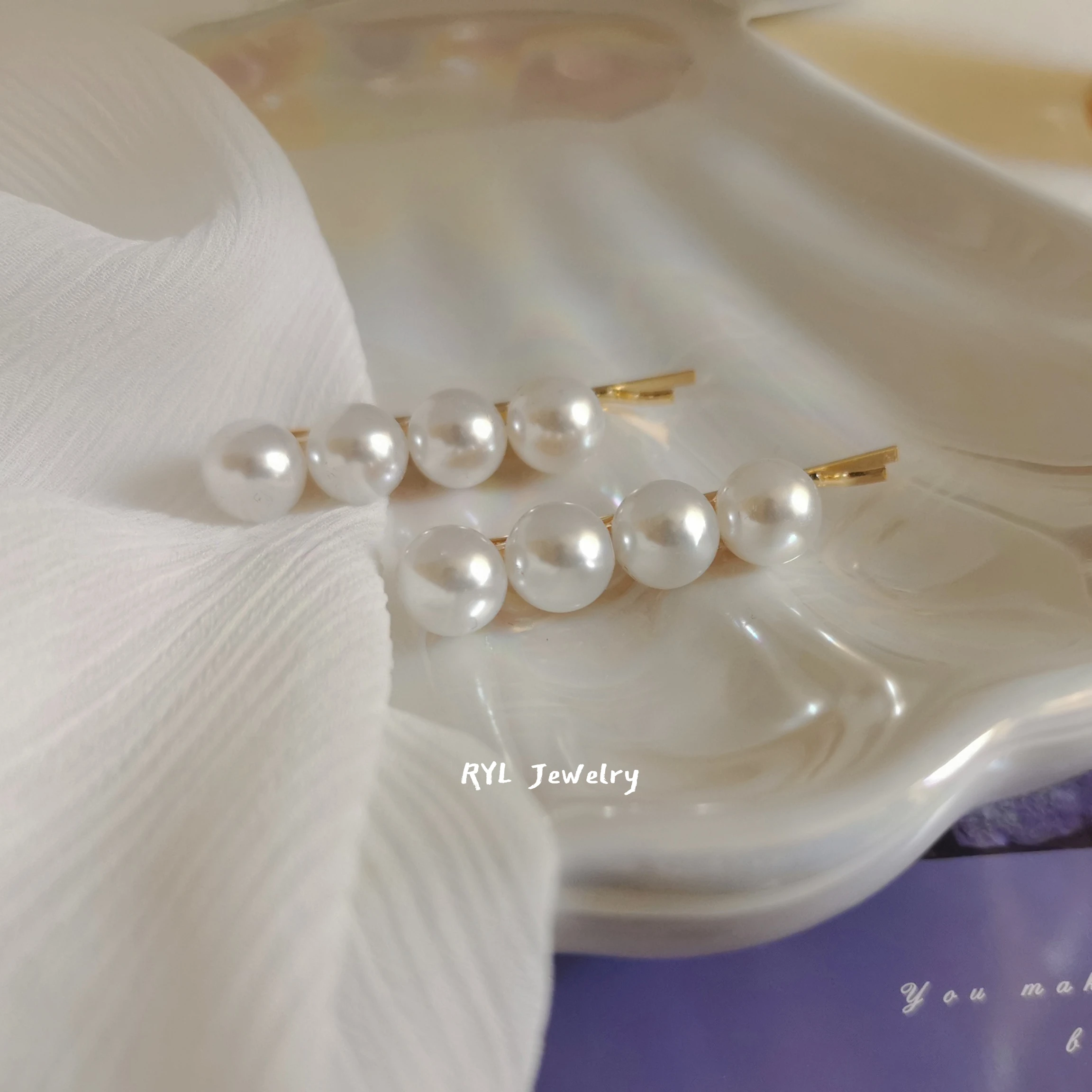 

French Elegant Retro Faux Pearl A Clip Hair Clip Oil Painting Sense Lazy Wind Mini Pearl Side Clip Hair Accessories