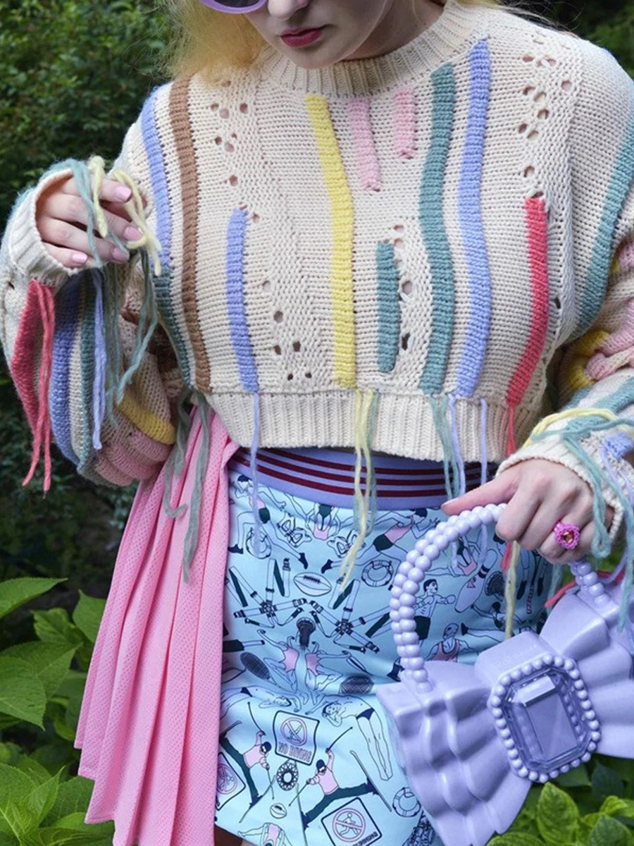 

Женский Осенний короткий свитер, Свободный вязаный пуловер в разноцветную полоску с длинным рукавом и круглым вырезом с украшением кисточками