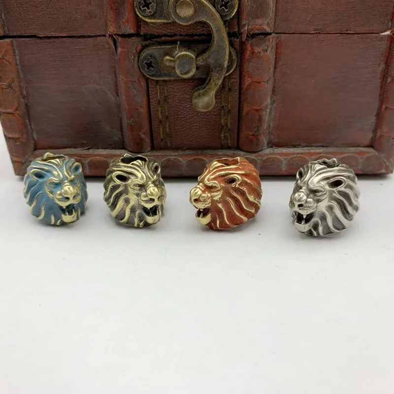 Brass Lion King Knife Pendant Beads Creative Copper Car Keychains Umbrella Rope Bead EDC Outdoor DIY Paracord Pendant Gifts