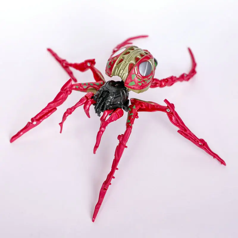 Фигурка героя из мультфильма про арахнида