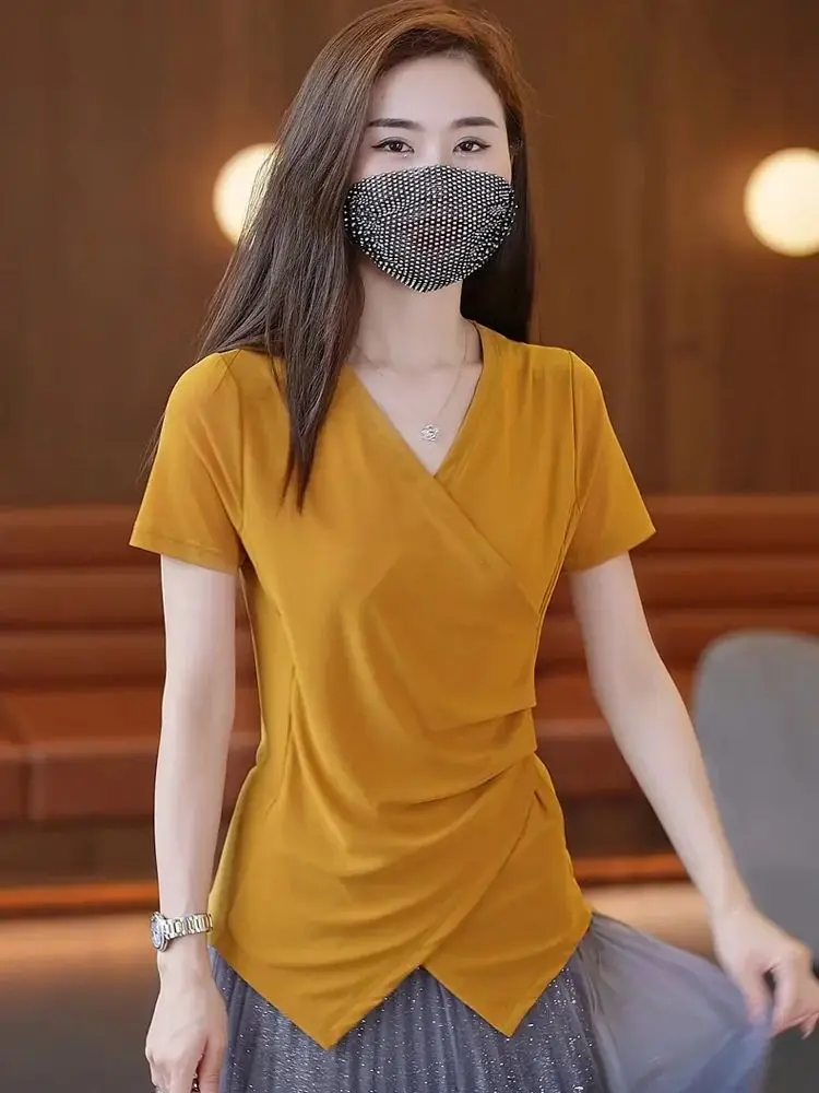 Женская Асимметричная футболка с V-образным вырезом коротким рукавом