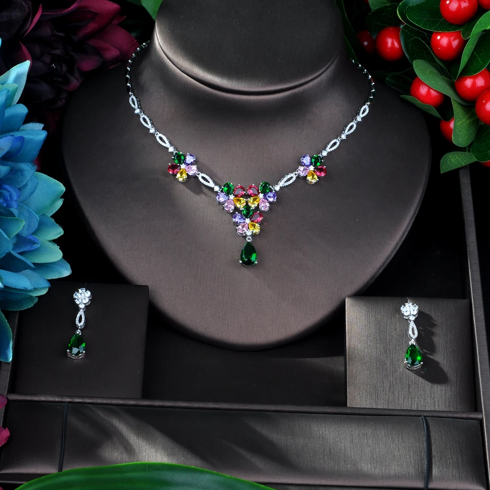 

Fashion Exclusive AAA Colorful CZ Charm Female Pendant Necklace Earrings 2PCS Set Flower Shape Zirconia Jewelry Sets Women N-16