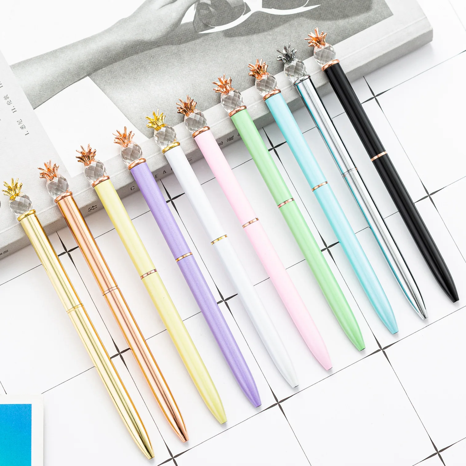 

Crystal Cute Ballpoint Pen Luxury Stationery School Supplies Student Teacher Gifts Metal Pineapple Ball Pens Wholesale