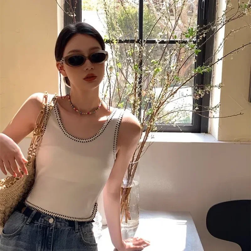 Женские солнцезащитные очки в стиле ретро