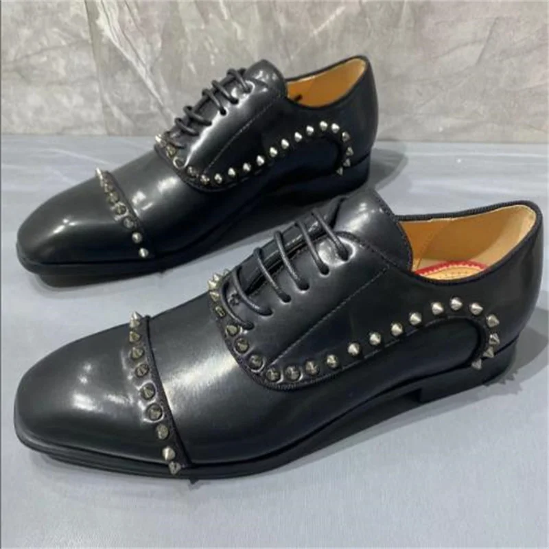 Мужская обувь с заклепками и квадратным носком на низком каблуке мужские кожаные