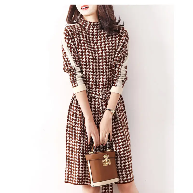 

Vintage Knitted Plaid Dress 2022 New Fashion Contrasting Color Half High Neck Lace Up A-Line Bottoming Sweater Dress Fall H2194