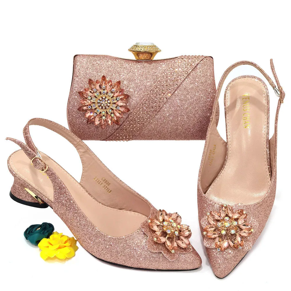 

2022 The INS Pointed-Toe Women's Shoes And Bags With tulle Large Butterfly Design Shiny Diamonds Women's Party Sandals And Bags