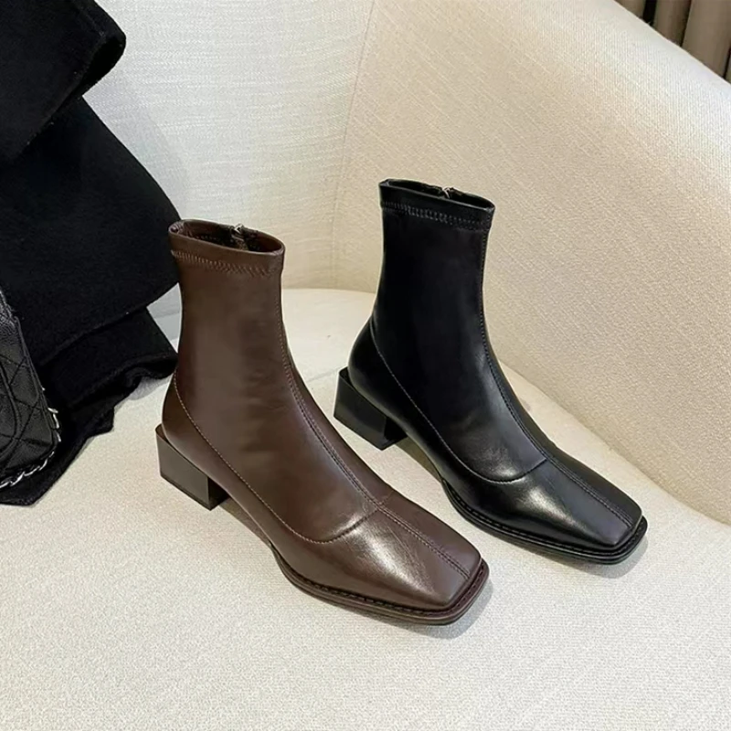 

Ботинки женские зимние на низком каблуке, с квадратным носком, из мягкой кожи